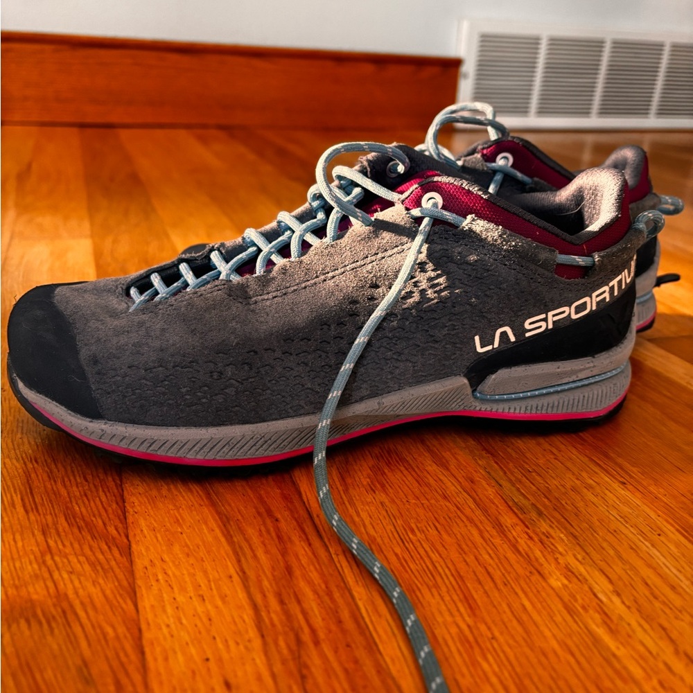 La Sportiva Approach